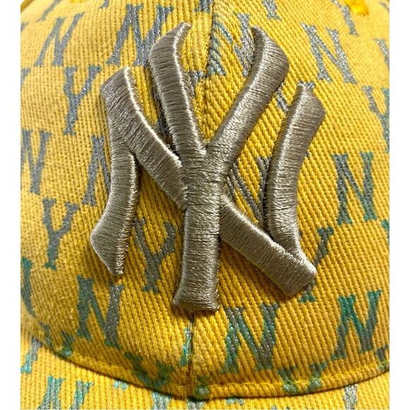 New York Yankees Gold Print Baseball Cap Hat - Picture 2 of 8